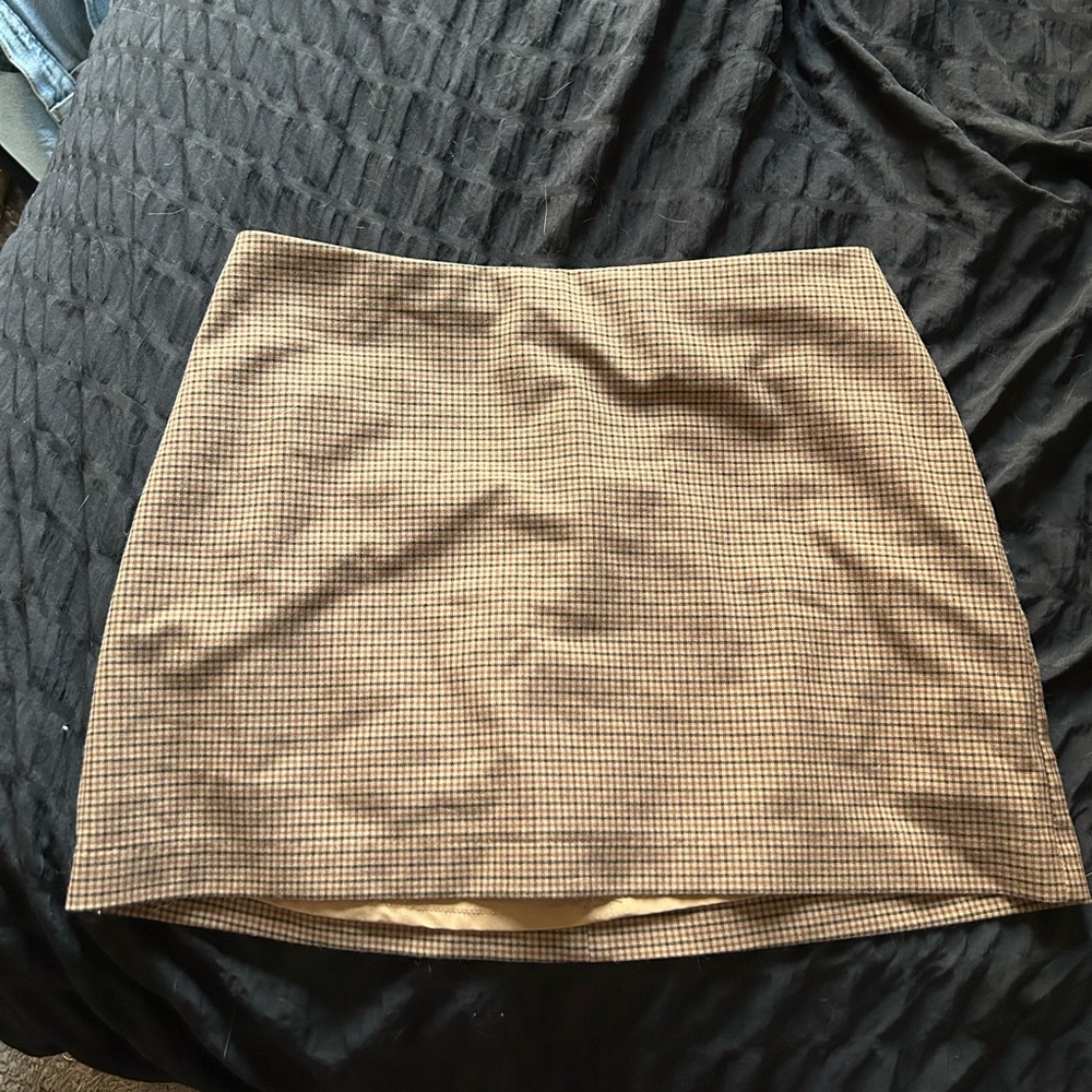 House of Harlow skirt